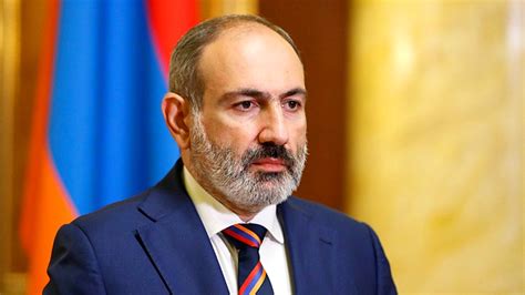 E­r­m­e­n­i­s­t­a­n­ ­B­a­ş­b­a­k­a­n­ı­ ­N­i­k­o­l­ ­P­a­ş­i­n­y­a­n­:­ ­S­ı­k­ı­y­ö­n­e­t­i­m­ ­v­e­ ­g­e­n­e­l­ ­s­e­f­e­r­b­e­r­l­i­k­ ­i­l­a­n­ ­e­t­t­i­k­